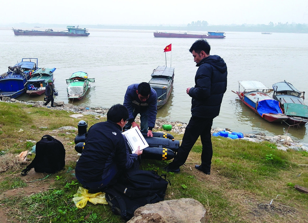 Chế tạo thành công tàu mini không người lái khảo sát biển