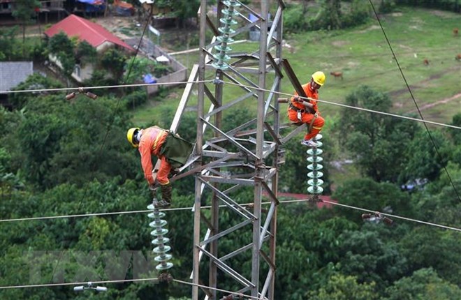 Nhiều giải pháp đảm bảo tiến độ cụm dự án đường dây 500kV mạch 3