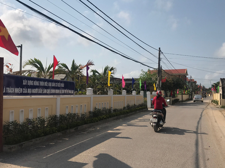 Lệ Thủy: Nhân dân đóng góp trên 11 tỷ đồng xây dựng nông thôn mới