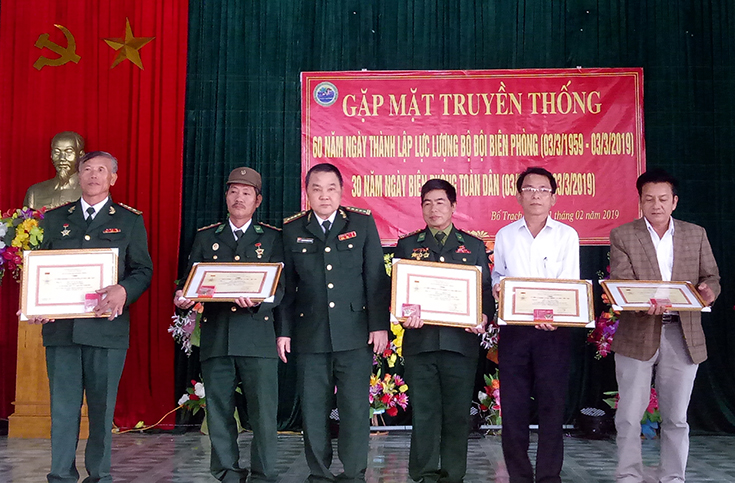 Bố Trạch: Gặp mặt truyền thống lực lượng Bộ đội Biên phòng