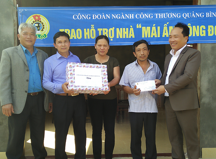 Niềm vui từ những "Mái ấm Công đoàn"