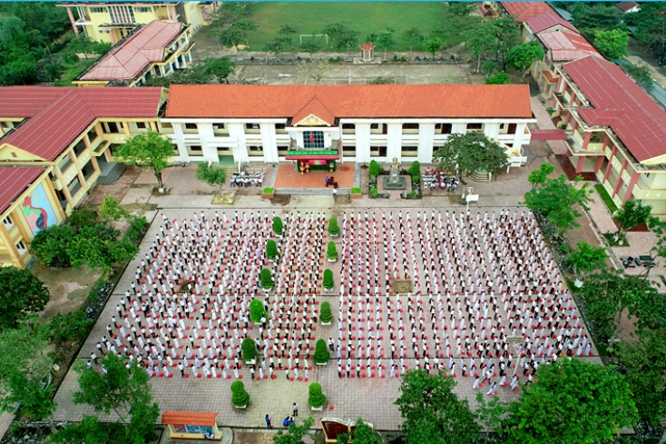 Bảy mươi năm vì sự nghiệp "trồng người"