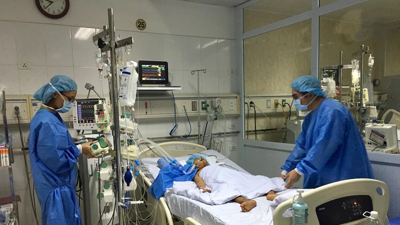 Lần đầu tiên Việt Nam thực hiện thành công chia gan ghép cho 2 người