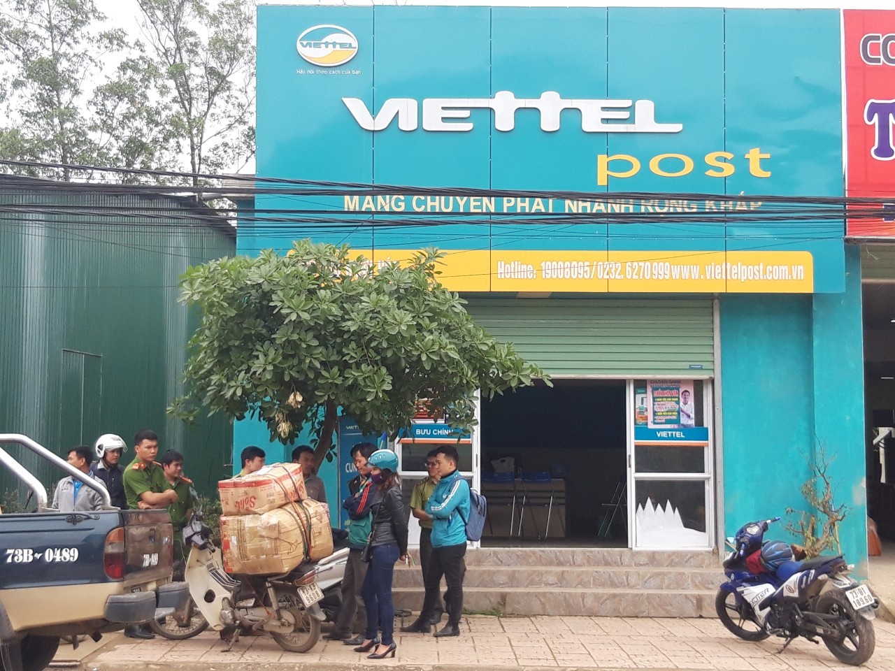 Thu giữ 10kg phong lan vận chuyển qua đường chuyển phát nhanh