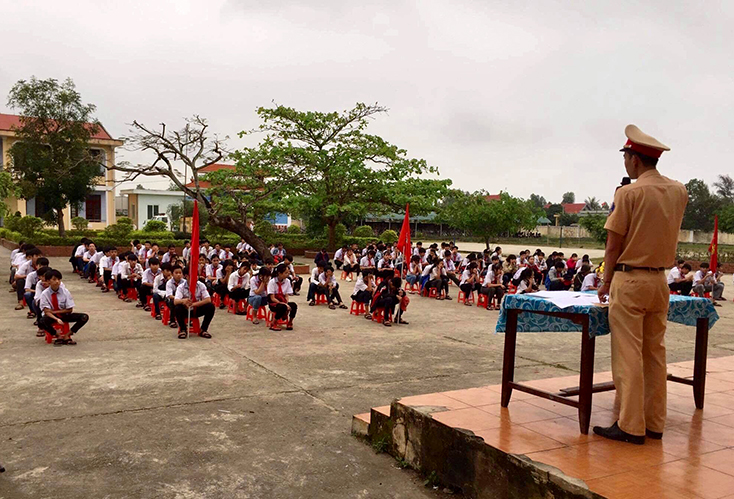 Tuyên truyền pháp luật về ATGT, phòng chống ma túy trên địa bàn tỉnh