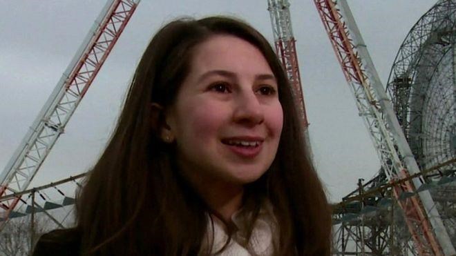 Katie Bouman, nữ giáo sư 29 tuổi đứng sau bức ảnh hố đen chấn động
