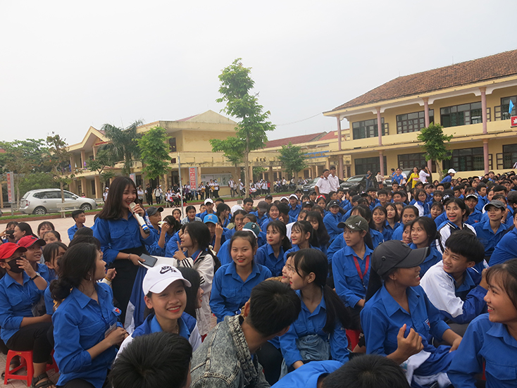 Phiên tòa giả định "Tuyên truyền, phổ biến pháp luật  phòng chống ma túy học đường"