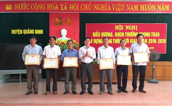 Quảng Ninh: Tuyên dương 39 tập thể và cá nhân tiêu biểu xây dựng nông thôn mới