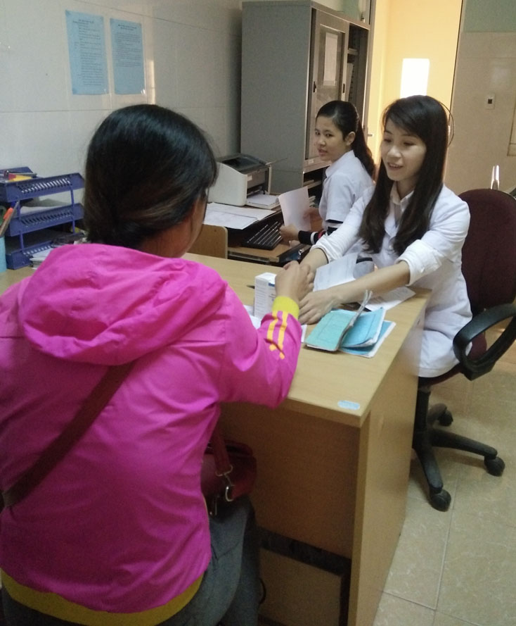 Sau cánh cửa phòng tư vấn