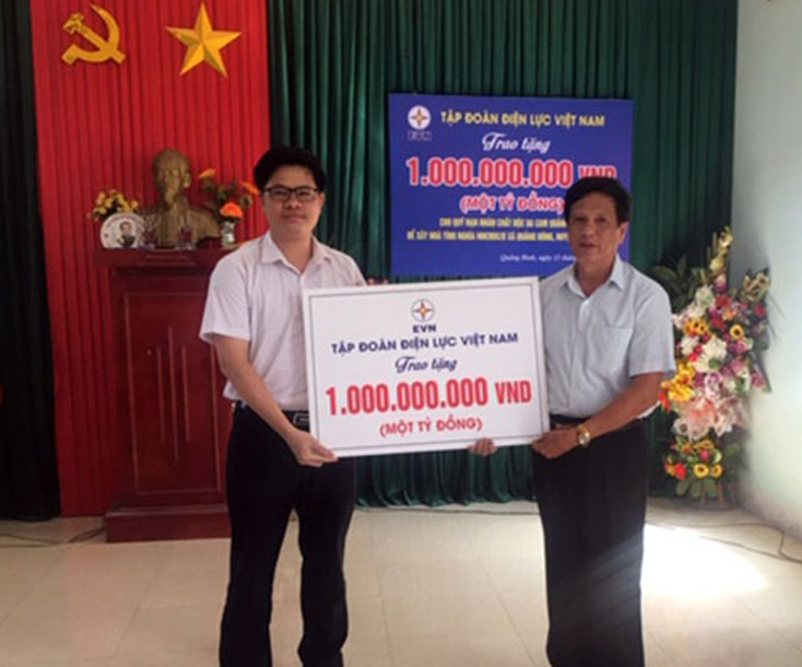 Hỗ trợ làm nhà cho nạn nhân chất độc da cam