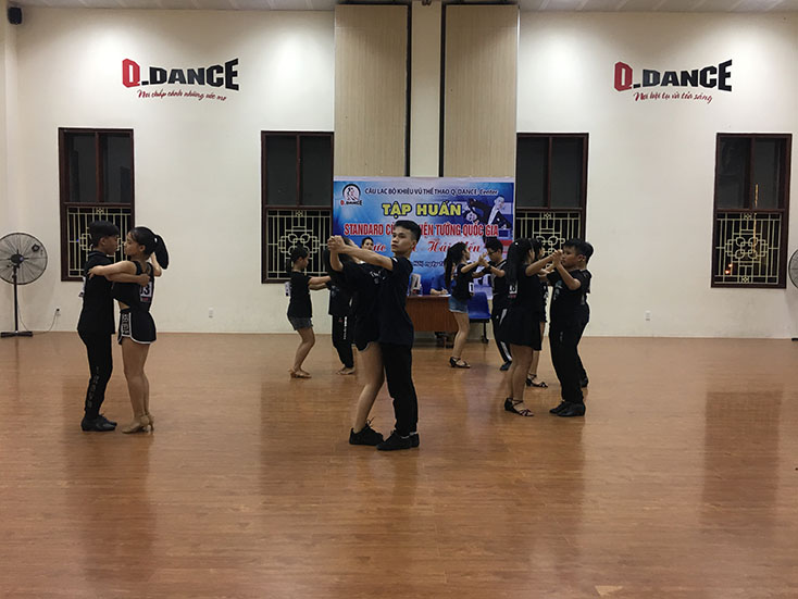 Tập huấn khiêu vũ thể thao năm 2019
