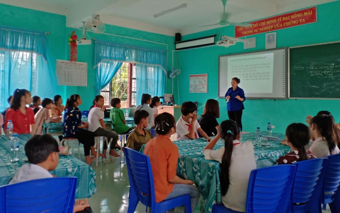 Đào tạo tuyên truyền viên chăm sóc sức khỏe sinh sản, tảo hôn, hôn nhân cận huyết thống