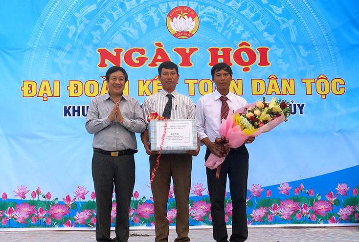 Phát huy sức mạnh khối đại đoàn kết toàn dân, xây dựng Lệ Thủy đạt chuẩn nông thôn mới