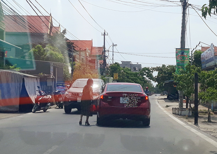 Bàn chuyện đi, dừng, đỗ xe ô tô...