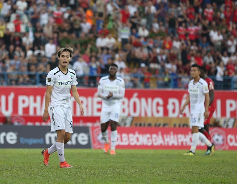 Vòng 14 V-League: HAGL thua ngược ở Pleiku, Sanna Khánh Hòa lún sâu