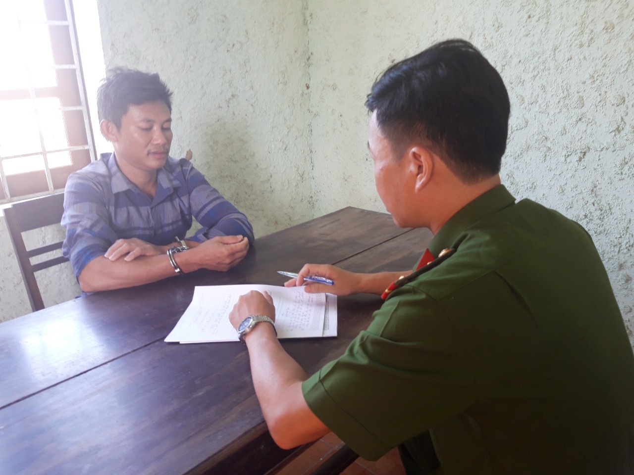 Minh Hóa: Bắt đối tượng tàng trữ trái phép chất ma túy