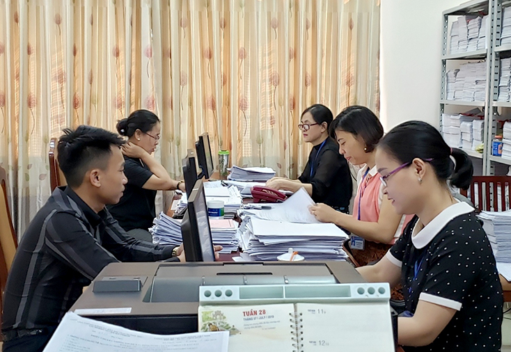 Chi cục Thuế huyện Bố Trạch:  Cải cách thủ tục hành chính, tạo thuận lợi cho người nộp thuế