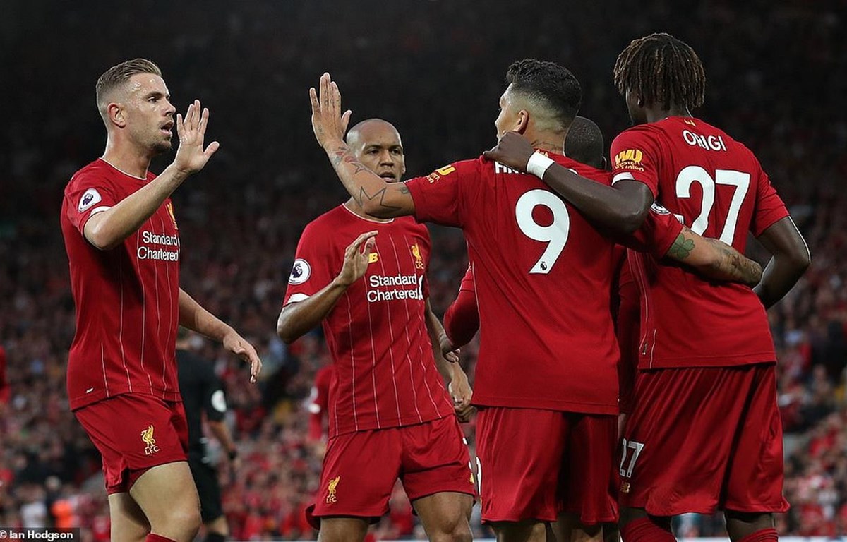 Liverpool thắng tưng bừng trong ngày ra quân Premier League