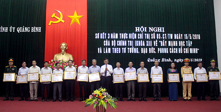 Noi gương Bác, thực hiện hiệu quả công tác kiểm tra, giám sát