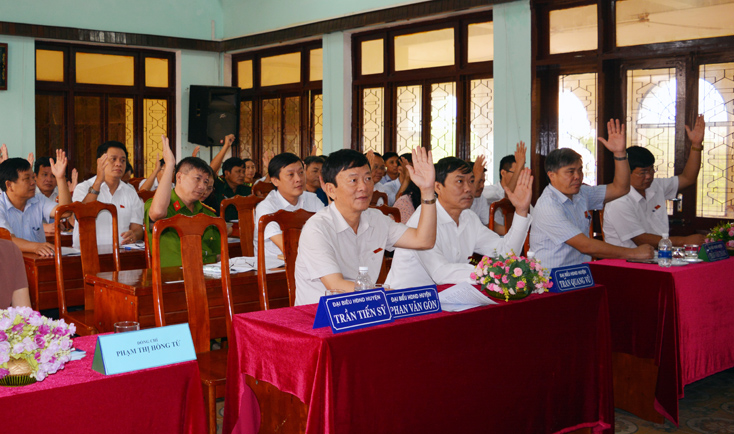 HĐND huyện Bố Trạch: Thông qua nghị quyết sắp xếp các đơn vị hành chính cấp xã