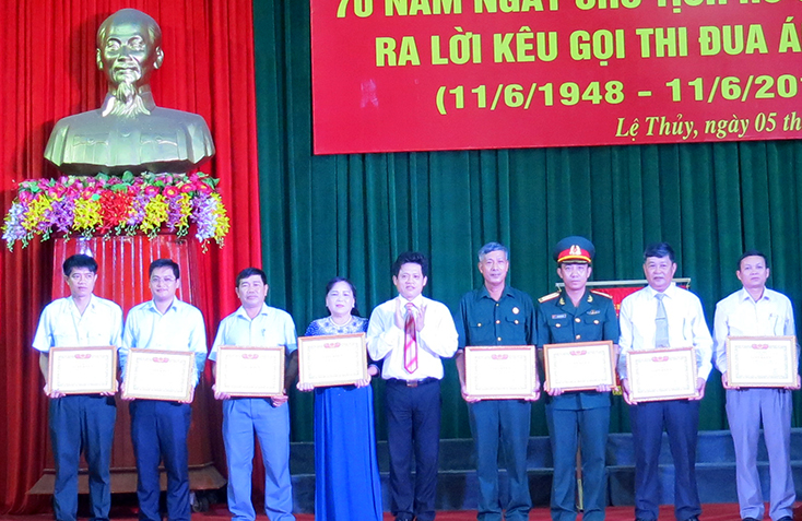 Lệ Thủy: Tập trung đổi mới công tác cán bộ