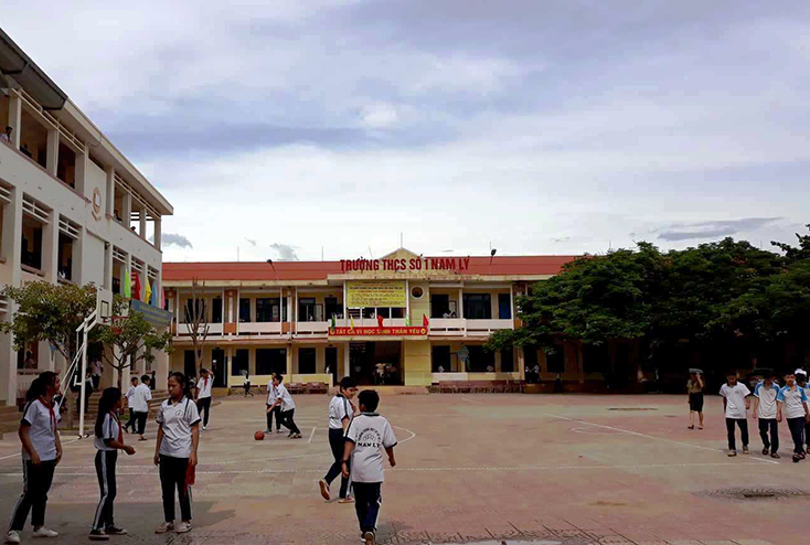 Trường THCS số 1 Nam Lý:  Khẳng định chất lượng dạy và học