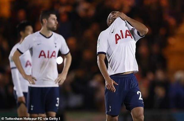 Kết quả bóng đá: Tottenham thua sốc, Arsenal thắng đậm 5-0