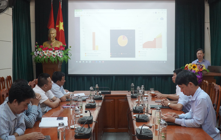 Hội thảo về "Hệ thống thông tin tổng hợp kinh tế - xã hội và báo cáo trực tuyến"