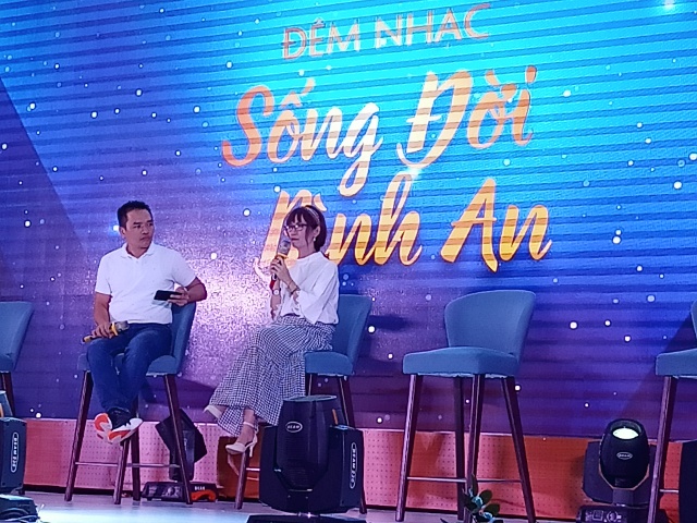 Đêm nhạc "Sống đời bình an"