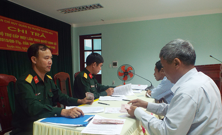 Ban CHQS Tuyên Hóa:  Chi trả trợ cấp hơn 1 tỷ đồng cho đối tượng chính sách