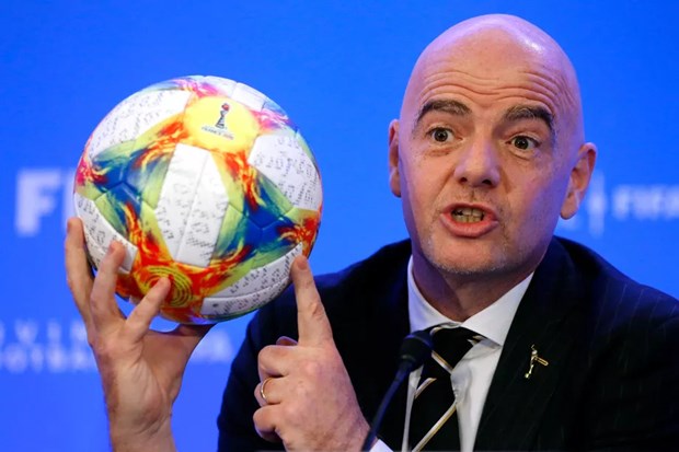 FIFA đầu tư 1 tỷ USD cho công tác phát triển bóng đá nữ