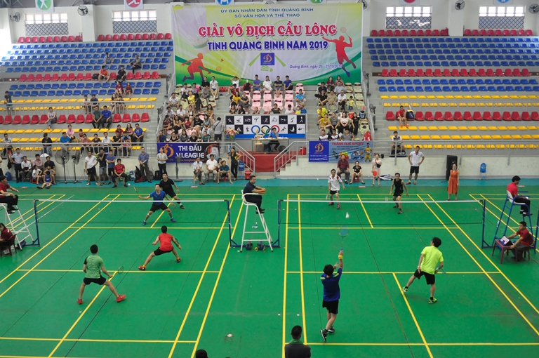 Sôi nổi giải vô địch cầu lông tỉnh Quảng Bình năm 2019