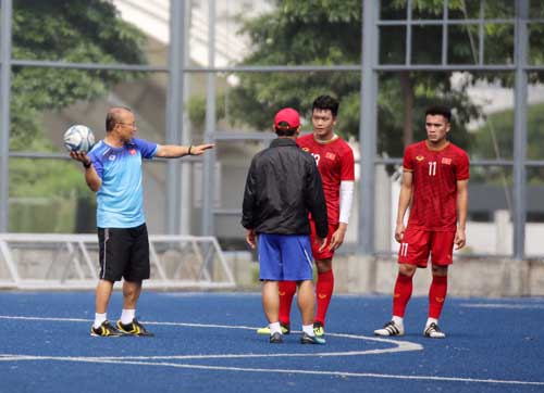 Ông Park tung đội hình mạnh nhất trong trận gặp U22 Lào