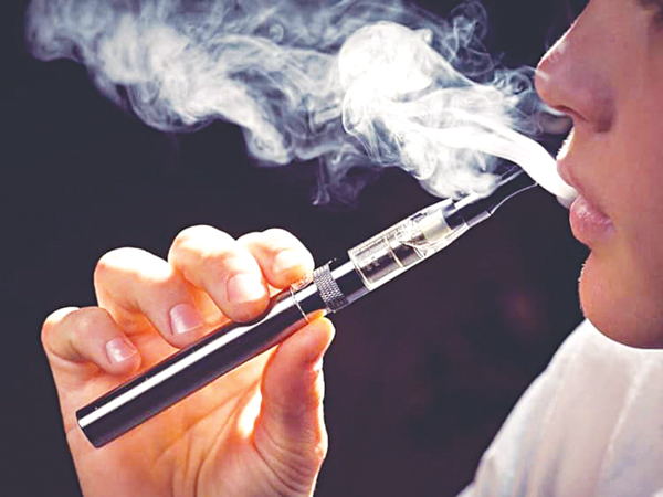 Thuốc lá điện tử: "Bệnh dịch" mới đáng báo động