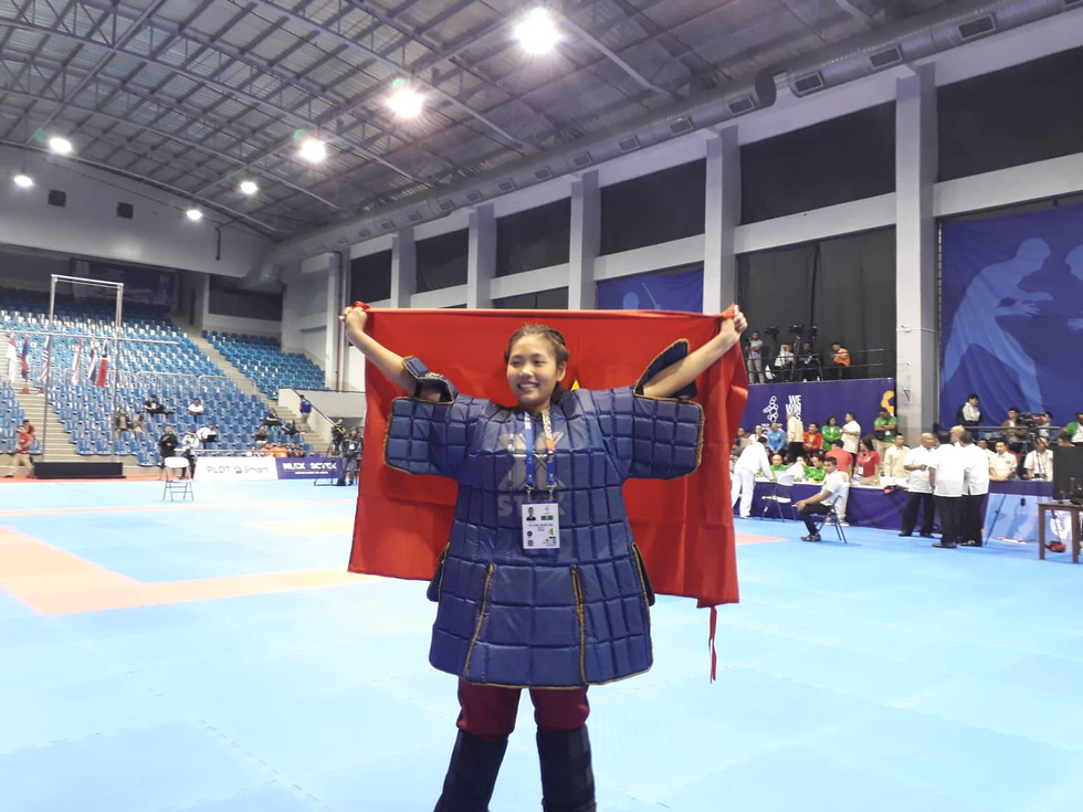 Việt Nam 'mở hàng' SEA Games bằng 10 HCV