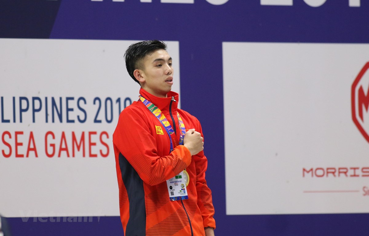 "Kình ngư" Nguyễn Huy Hoàng tiếp tục phá kỷ lục SEA Games, vượt chuẩn A Olympic