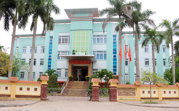 Khởi tố, bắt tạm giam một số lãnh đạo và cán bộ Ban quản lý dự án môi trường và biến đổi khí hậu TP. Đồng Hới