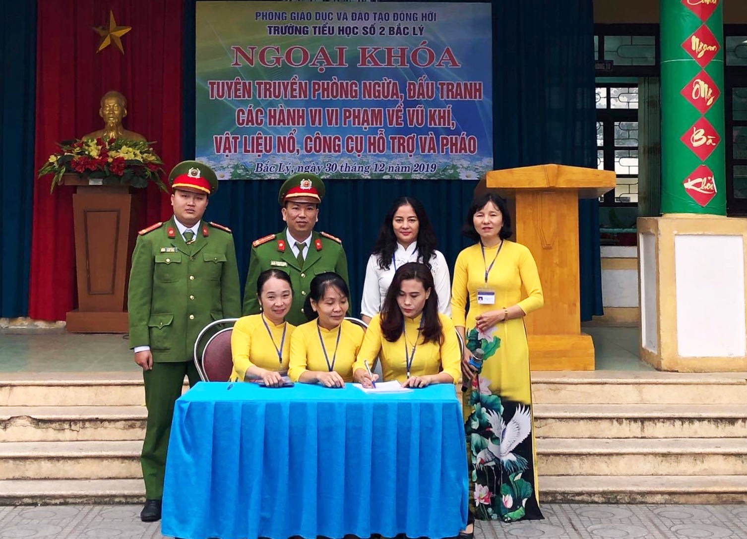 Tuyên truyền phòng chống các hành vi sai phạm về pháo, vật liệu nổ và các loại vũ khí