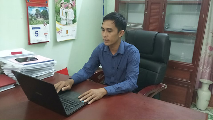 Chủ tịch xã 8X
