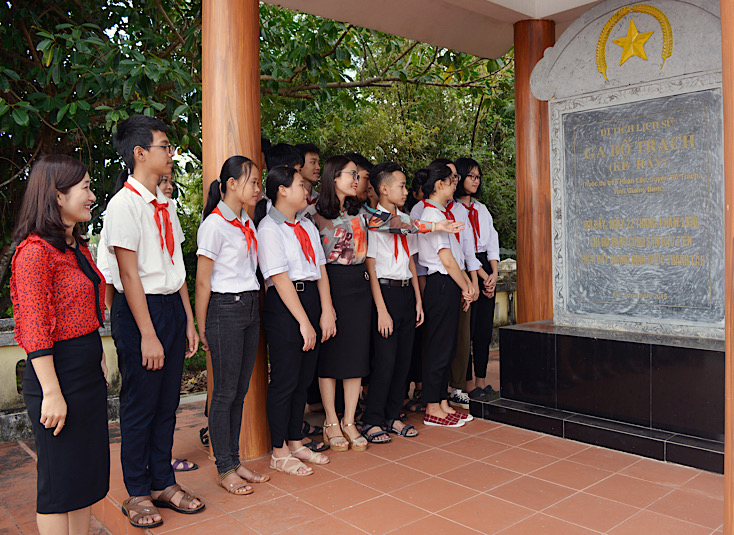 "Mùa quả ngọt" trên quê hương "hạt giống đỏ"