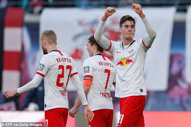 Bundesliga: RB Leipzig, Gladbach khiến cuộc đua vô địch kịch tính