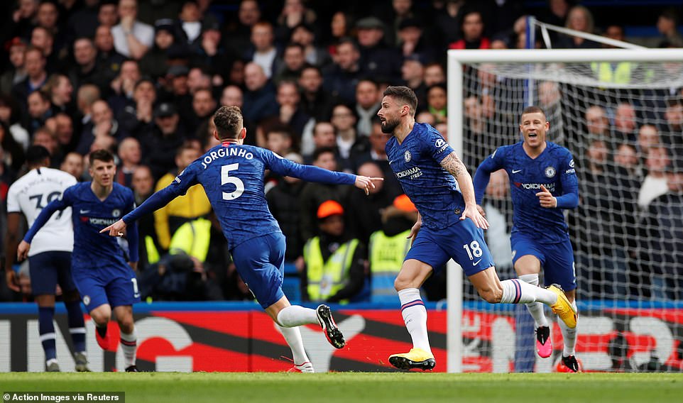 Đánh bại Tottenham, Chelsea xây chắc tốp 4 Premier League