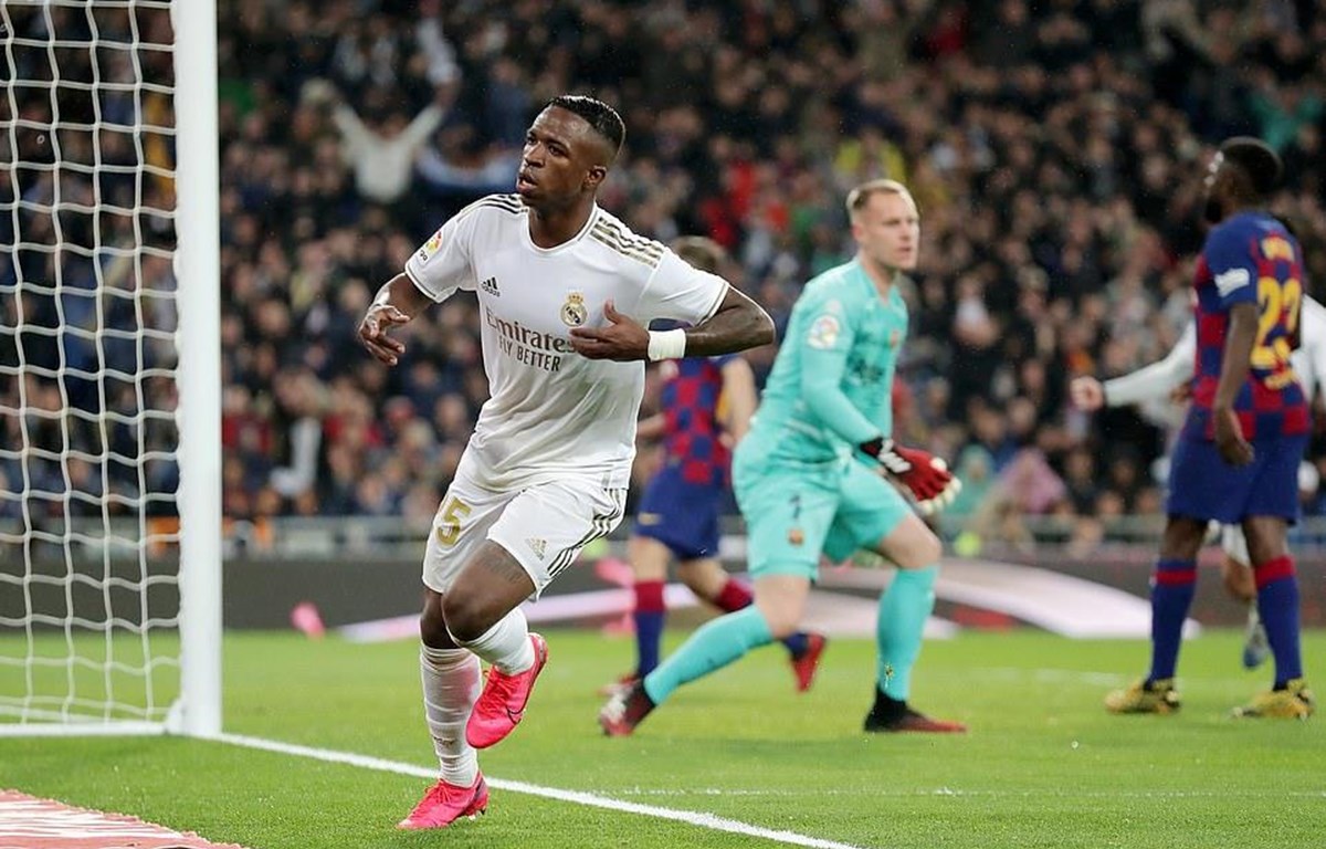 Đánh bại Barcelona, Real Madrid trở lại ngôi đầu La Liga