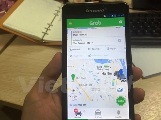 Số phận của Grab, FastGo ra sao sau khi dừng thí điểm xe công nghệ?