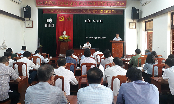 Huyện Bố Trạch: Họp khẩn về công tác phòng, chống dịch bệnh Covid-19