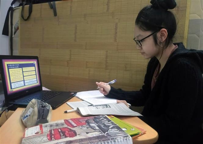 Khảo sát chất lượng dạy học trên internet, chuẩn bị cho thi THPT quốc gia