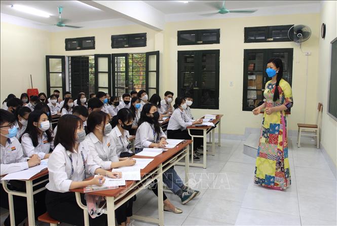 Thứ trưởng Nguyễn Hữu Độ: Trường học an toàn mới cho học sinh đi học trở lại