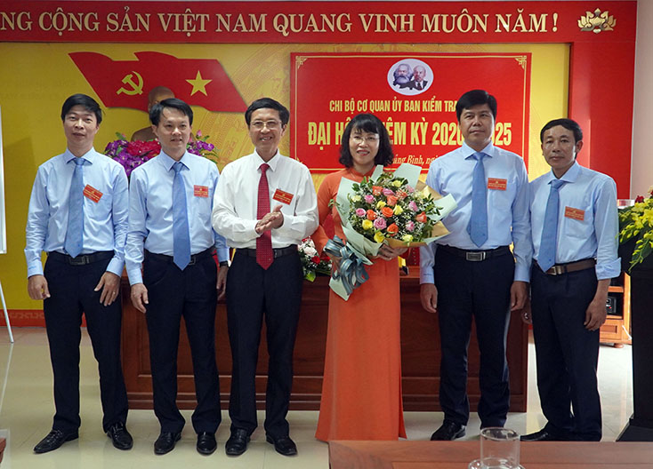 Các tổ chức cơ sở Đảng tổ chức đại hội nhiệm kỳ 2020-2025