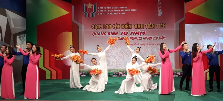 Viết tiếp trang sử mới của phong trào thi đua "Hai giỏi"