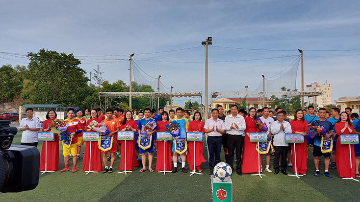 Sôi nổi giải bóng đá nam Khối thi đua các ngành Văn hóa-Xã hội 2020